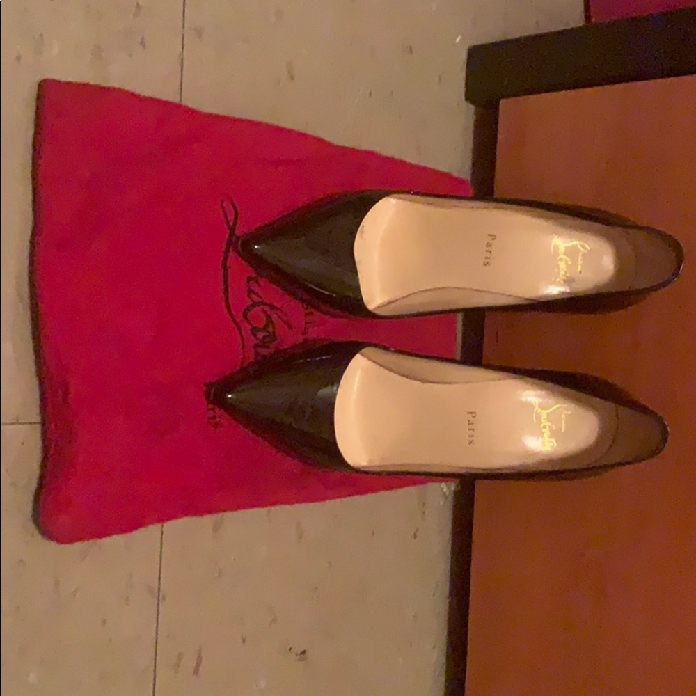 Christian Louboutin So Kate Pump